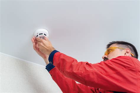 Smoke Detector Installation – Why It’s Crucial for Safety