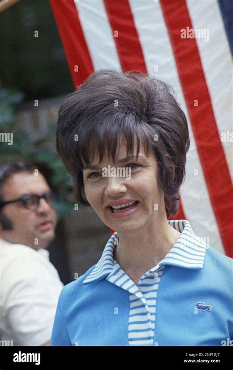 Marilyn Lovell, wife of Apollo 13 astronaut Jim Lovell, is shown April 16, 1970. (AP Photo Stock ...