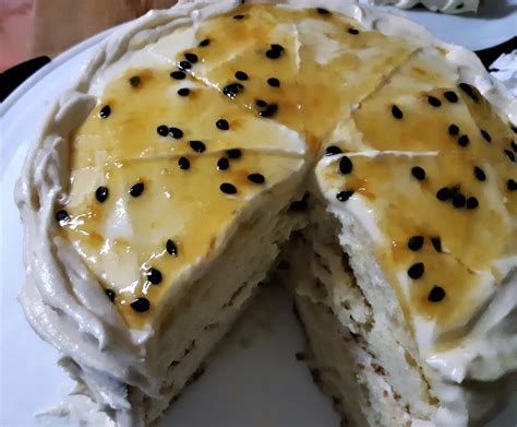 Granadilla cake