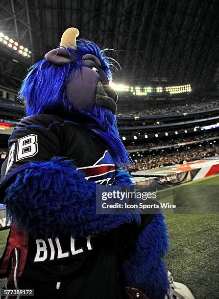 72 Billy Buffalo Mascot Stock Photos, High-Res Pictures, and Images ...