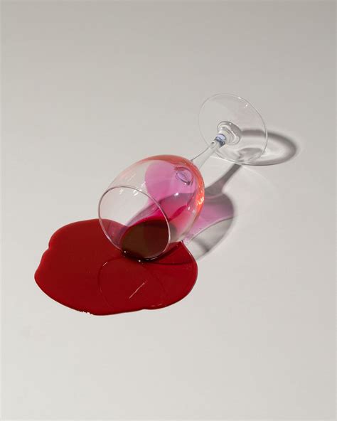 Spills | Wine Spill | Mociun