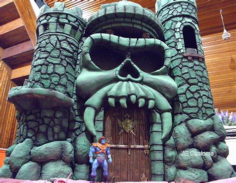 Here's the Castle Grayskull You Wish You Could Buy - ActionFigurePics.com