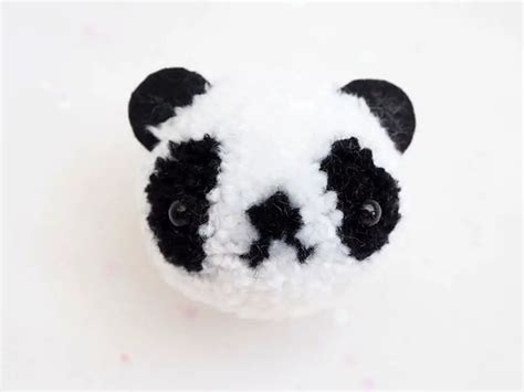 DIY Panda Pom Pom - Craft projects for every fan!