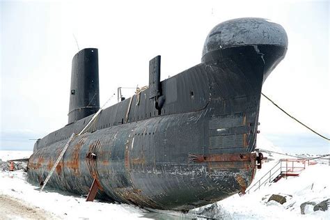 Oberon Class boat changing into a museum. | Royal navy submarine, Russian submarine, Submarine