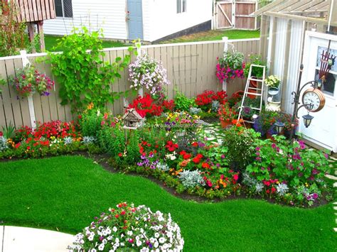 Small flower gardens, Beautiful backyards, Backyard flowers garden