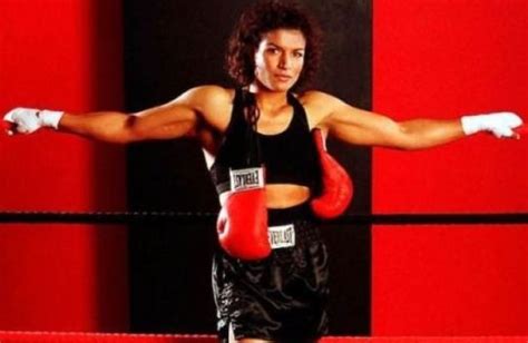 Top 10 Best Female Boxers Of All Time - Newshub360.net