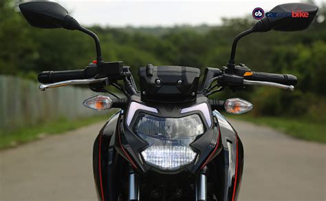 BS6 TVS Apache RTR 200 4V Review - CarandBike