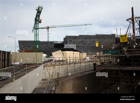 RRS Discovery under refurbishment with the new V&A museum being built ...