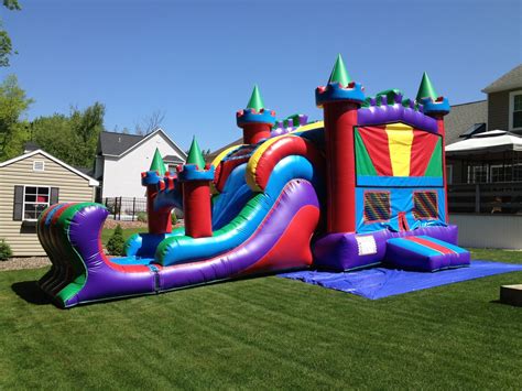 Bounce House and slide rentals in Syracuse, New York