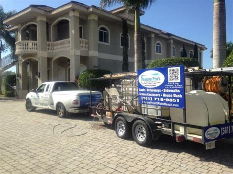 Deck Cleaning Services | Pressure Washing Services | Palm Beach, FL