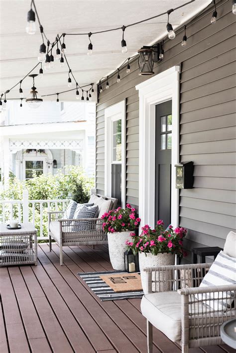 Modern Craftsman Summer Porch Decor Ideas - Cherished Bliss