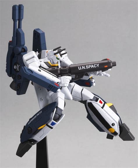 Wolf Store: Macross - Super Valkyrie VF-1S Roy Focker