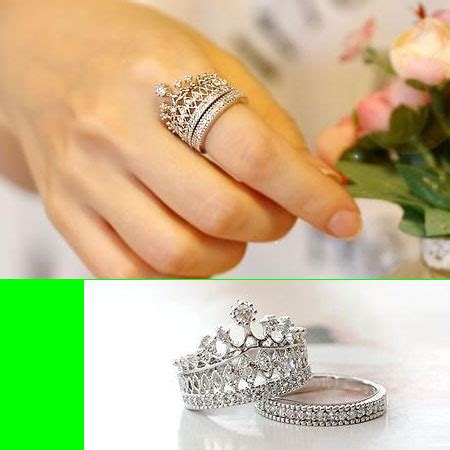 Princess Crown Ring Set of 2 - LilyFair Jewelry