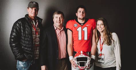 Son of former NFL QB Jeff George visits UGA