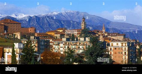 Saluzzo hi-res stock photography and images - Alamy