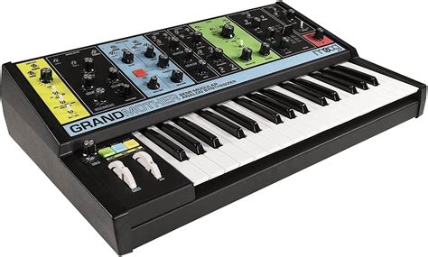 10 Best Keyboard Synthesizers Reviewed in Detail [Aug. 2024]