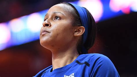 WNBA: Maya Moore marries Jonathan Irons after his release from prison ...