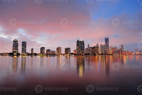 Miami night scene 8335118 Stock Photo at Vecteezy