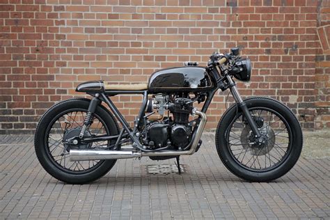 Racy Runabout - Unikat Honda CB350f - Return of the Cafe Racers