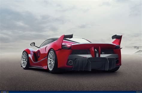 Ferrari FXX K revealed – AUSmotive.com