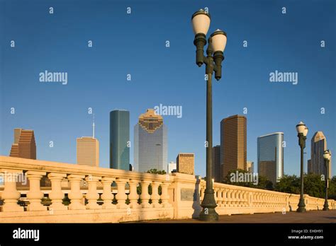 DOWNTOWN SKYLINE HOUSTON TEXAS USA Stock Photo - Alamy