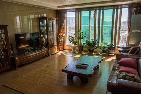 Maybe it's my nostalgia talking. Living room of my grandparents ...