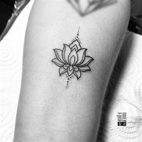 Simple Lotus Flower Tattoo Designs Sale Discounted | gbu-hamovniki.ru