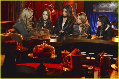 Will We Get Answers On Spring Finale of 'Pretty Little Liars'? | Photo 653664 - Photo Gallery ...