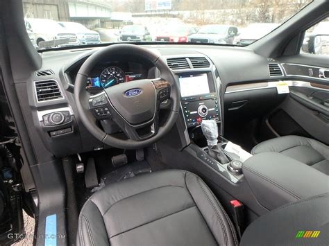 Medium Black Interior 2019 Ford Explorer Limited 4WD Photo #130519835 ...