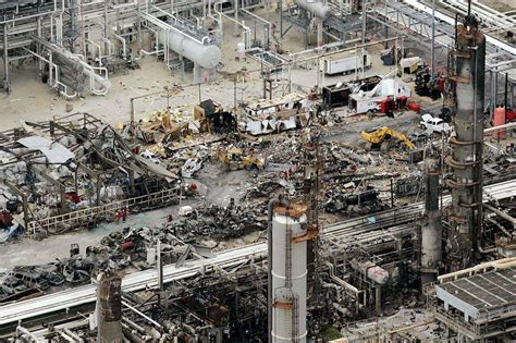 Industrial Accidents: Texas City Refinery Explosion - 1443 Words ...