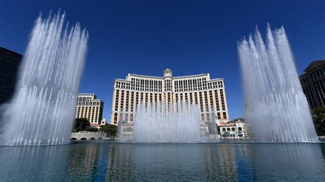 Man dies in Bellagio fountain in apparent drowning | KTLA