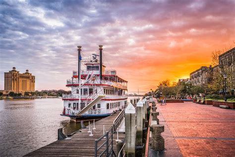 25 Best Things to Do in Savannah (Georgia) in 2023 - The Crazy Tourist | Beaux endroits à ...