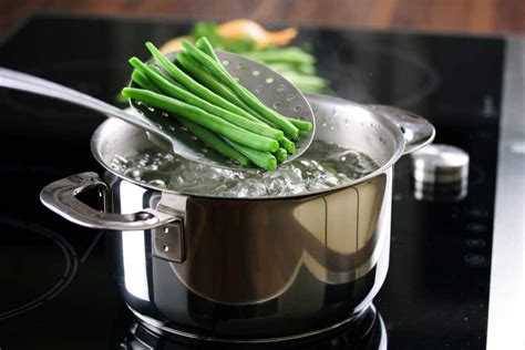 Blanching - How To Blanch Vegetables - Liana's Kitchen