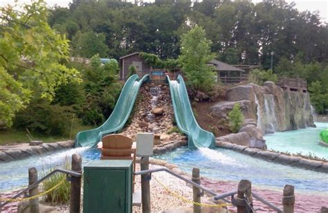 Dollywood Cabins (Pigeon Forge, TN) - Resort Reviews - ResortsandLodges.com