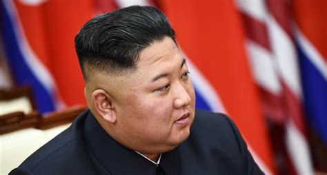 Chi è e cosa vuole Kim Jong Un: il leader della Corea del Nord