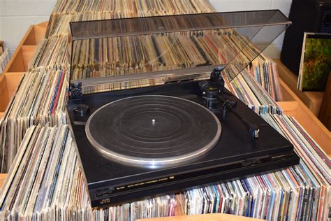 JVC Turntable - Model: AL-A151 | Vintage Audio Exchange