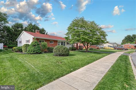 515 E Coover St, Mechanicsburg, PA 17055 | Trulia