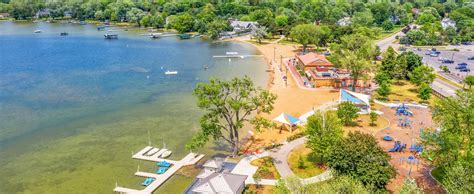 Cabins in Crystal Lake, IL via cozycozy