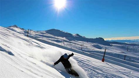 Skiing in New Zealand | Best NZ Ski Resorts to Visit