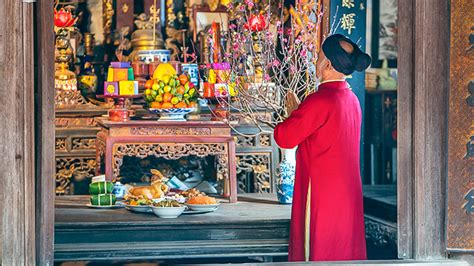 What do you know about the meaningful ancestor worship in Vietnam?