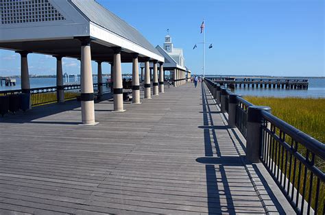 Waterfront Park Charleston (2024) | Amenities and Photos