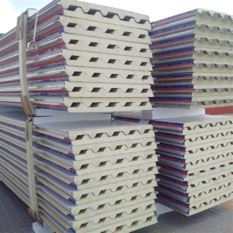 Insulated Sandwich Panels - Dana Steel UAE - Adding Value to Steel [UAE | OMAN |SAUDI ARABIA ...