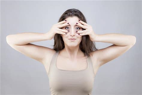 5 Easy Facial Exercises for a Wrinkle-free Face - Fitness Vigil