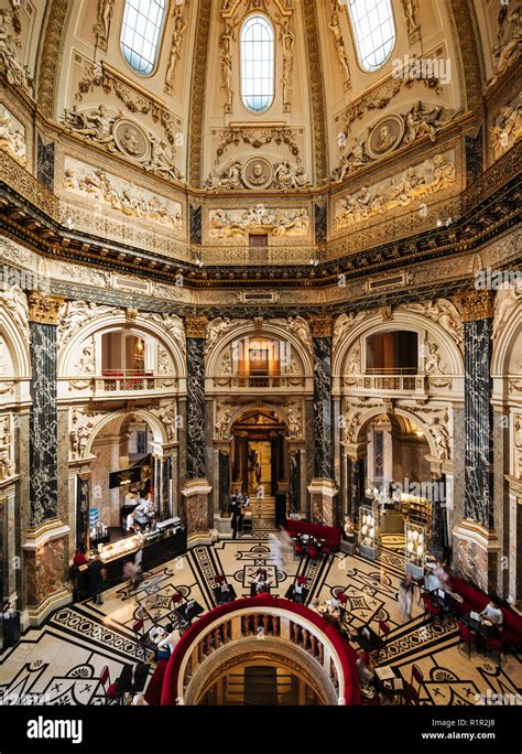 Interior of Kunsthistorisches Museum Wien History of Art Museum, Vienna ...