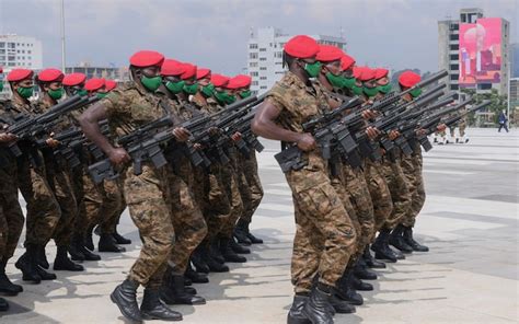 Ethiopian military retakes Tigray, says PM, but explosions reported in ...