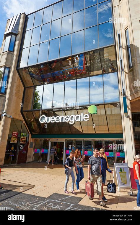 Entrance To Queensgate Shopping Centre Peterborough Cambridgeshire UK ...