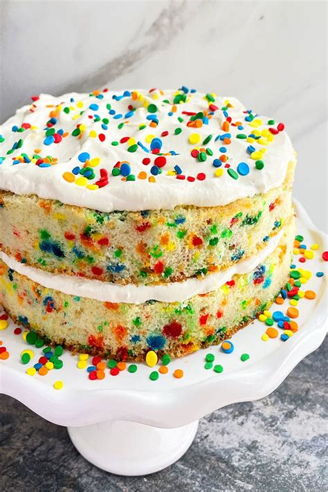 Funfetti Cake / Confetti Cake {From Scratch} - CakeWhiz