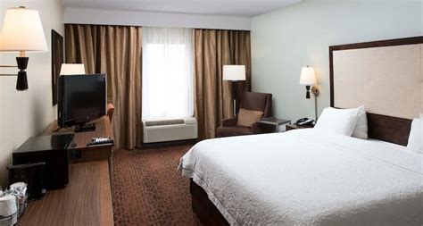 Hotels in Troy, AL - Hampton Inn Troy, Alabama Hotel