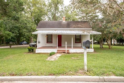 439 W Waring St, Waycross, GA 31503 | Trulia