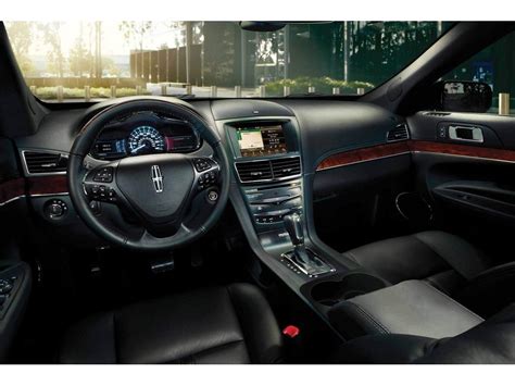 2019 Lincoln MKT: 49 Interior Photos | U.S. News